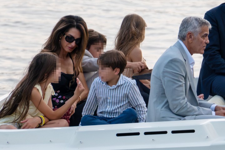 George Clooney, deti, dvojičky - ilustračná foto